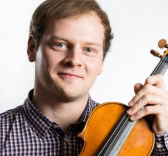 Kamil Staniczek ,Principal　2nd Violin